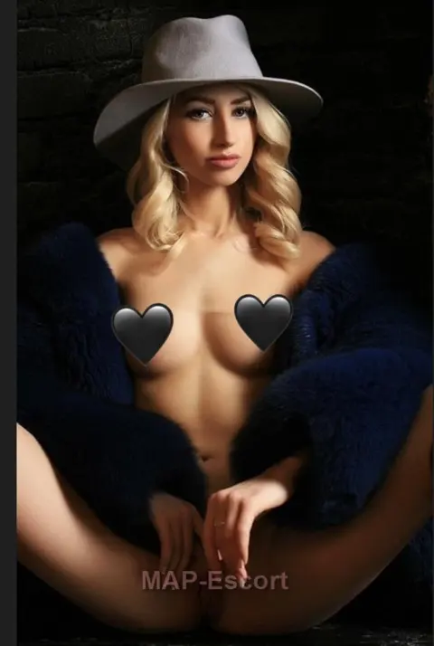 Ilona, profile photo 2 of 3